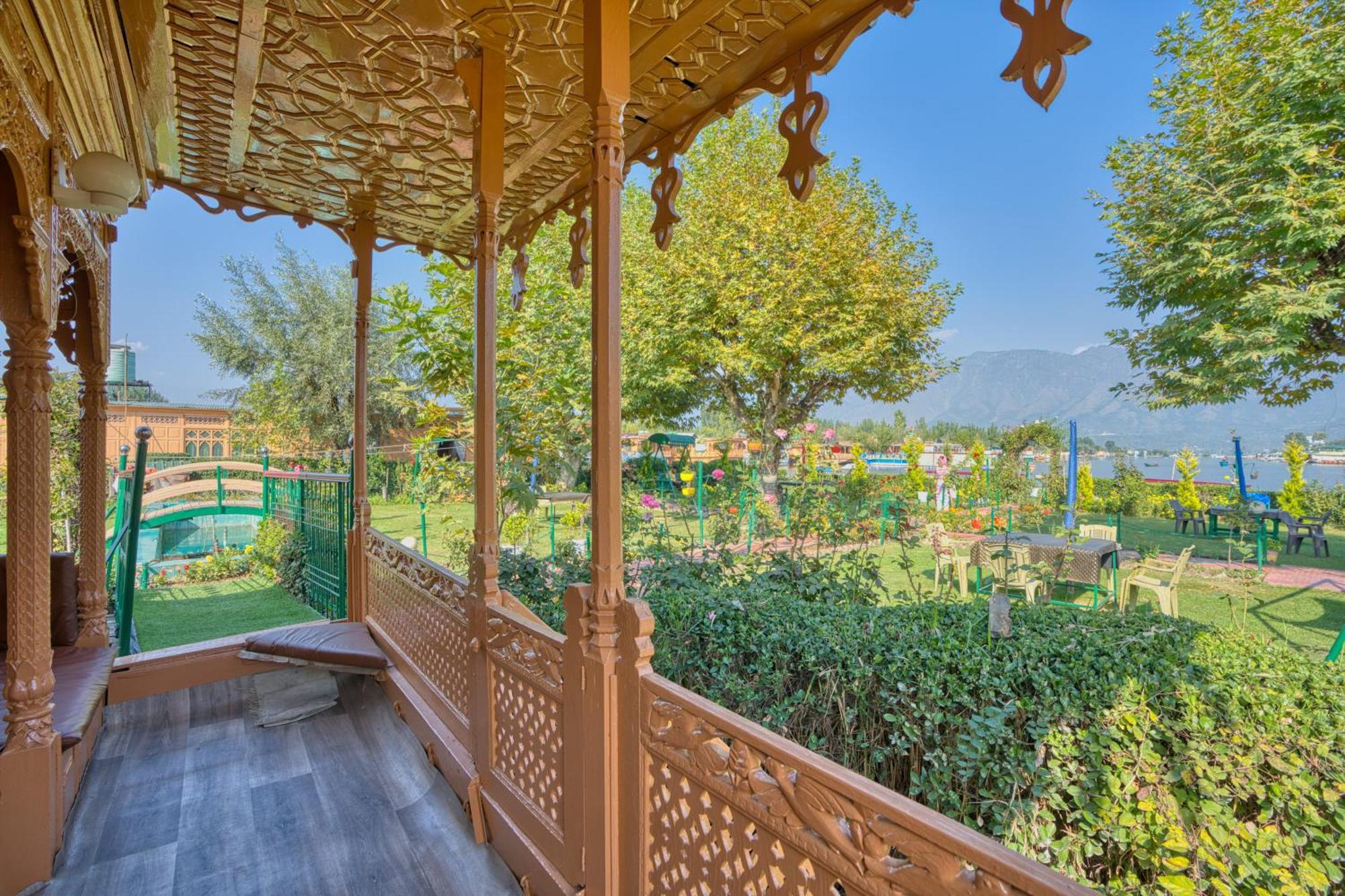 Best View Group Of Houseboats Srīnagar Exterior foto