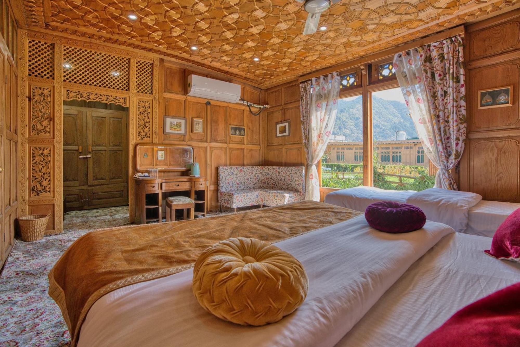 Best View Group Of Houseboats Srīnagar Exterior foto
